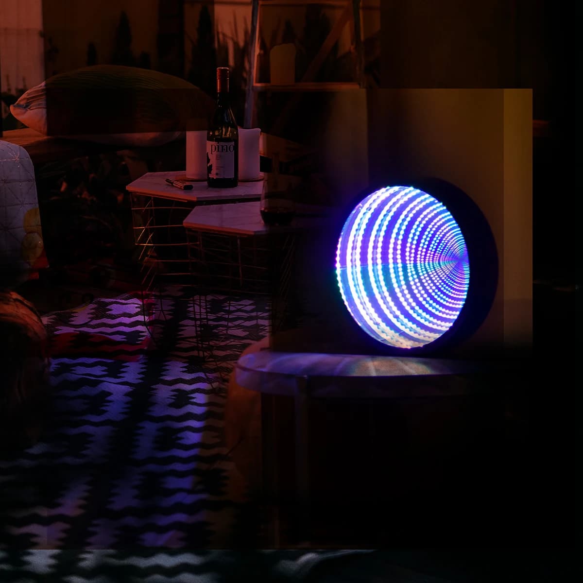 1pc LED infinity mirror light wall mounted&amp; table mounted powered by 3*AA baterries or Type C(not included)