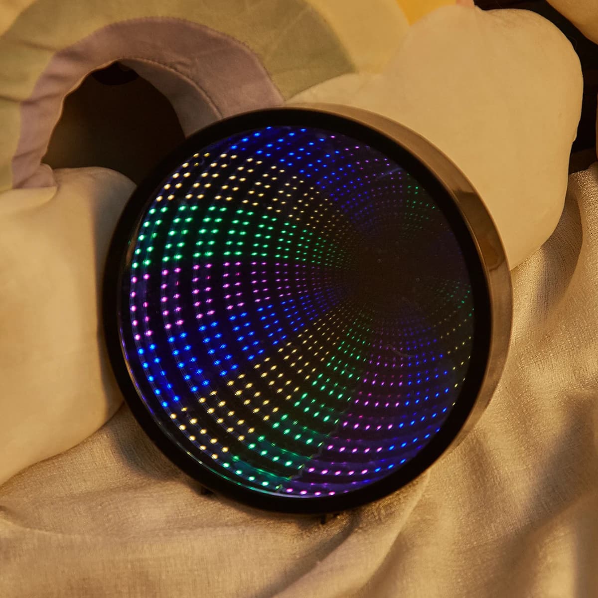 1pc LED infinity mirror light wall mounted&amp; table mounted powered by 3*AA baterries or Type C(not included)